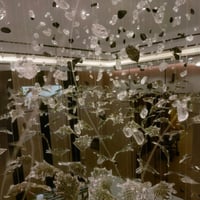 ثريا قزاز ورق شجر عدة الوان 180*80 سم