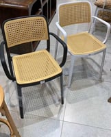 كرسي فايبر عدة ألوان