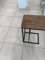 طاولة شاي لون بني