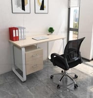 مكتب 100و120و140 سم عدة ألوان