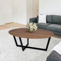 طاولة مستديرة لون بني