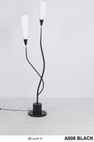 اباجورة طويلة بتصميم انسيابي لون اسود