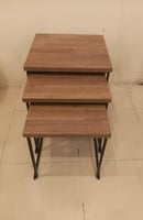 طقم طاولات خدمة لون خشبي