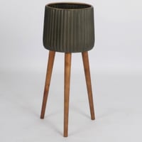 مركن زرع وسط