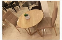 كرسي لون بيج