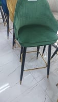 كرسي بار بتصميم فخم لون اخضر