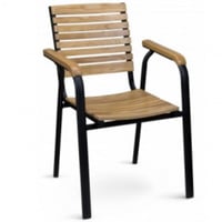 كرسي خشب يتحمل الحرارة والامطار