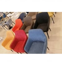 كرسي لون رمادي غامق