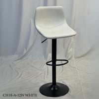 طقم 2 كراسي بار جلد عدة الوان