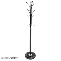 علاقة ملابس عدة الوان