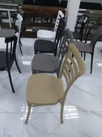 كراسي كافيهات عدة الوان