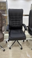 كرسي مكتب جلد لون اسود