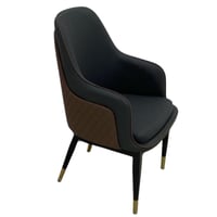 كرسي جلد فخم عدة الوان