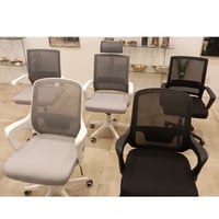 كرسي مكتب أسود دوار