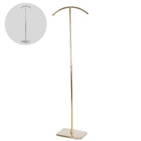 علاقه ملابس وعبايات عدة الوان