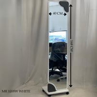 مرآة مع كفرات عدة ألوان