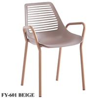 كرسي عدة ألوان