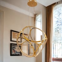 ثريا ليد مودرن شكل مكعب