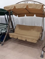 مرجيحة ثلاثة أشخاص