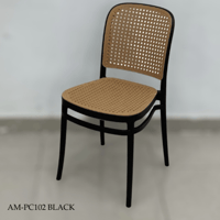 كرسي فايبر خارجي عدة الوان