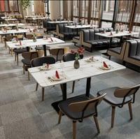 كرسي جلد لون خشبي غامق وأسود