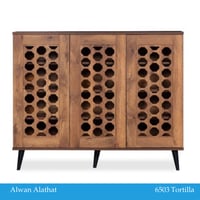 دولاب ثلاث ابواب عدة الوان