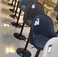 كرسي بار جلد مودرن عدة الوان