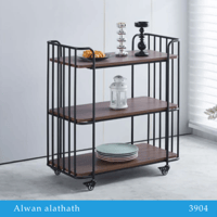 أسود وبني