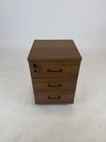 كمودينه مكتب عدة الوان