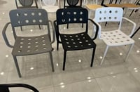 كرسي فايبر عدة ألوان