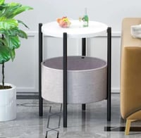 طاولة قهوة مع سلة رمادي وأبيض