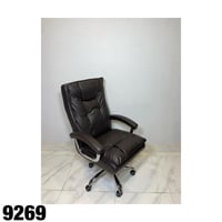 كرسي متحرك جلد لون كوفي