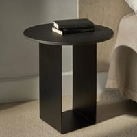 طاولة خشبي لون اسود