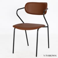 طقم 2و4 كراسي جلد متعدد الالوان