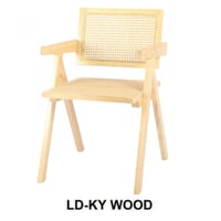 كرسي راتان وخشب لون خشبي