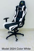 كرسي قيم دوار متحرك لون أبيض