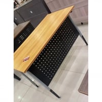 مكتب لون خشبي فاتح