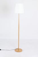 اضاءة طويلة لون خشبي