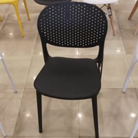 كرسي فايبر أسود