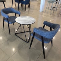 طقم طاولة وكرسيين