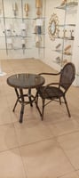 طقم طاولة وكرسيين