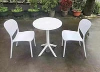 طقم طاولة وكرسيين فخم عددة الوان