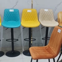 طقم 2 كراسي بار جلد بنظام بستم لون اصفر