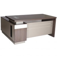 مكتب زاوية حجم كبير