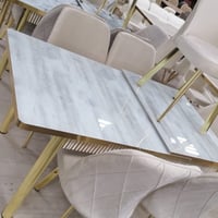 طاولة وست كراسي ثلاث ألوان(تتحكم في حجم الطاولة)