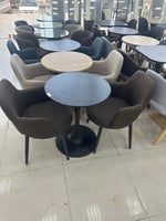 طقم طاولة وكرسيين لون كحلي