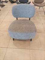 كرسي قماش رمادي فاتح