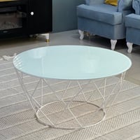 طاولة سطح زجاج لون ابيض