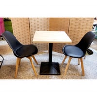 طقم طاولة وكرسيين