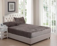 طقم شراشف مخمل مزدوج 3 قطع